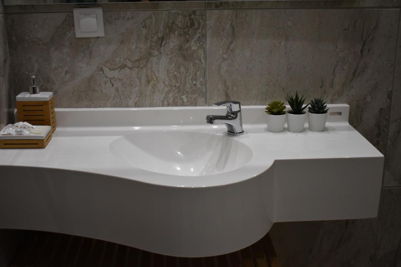 Davidana Deluxe Apartments Nea Kallikrateia Ruang foto